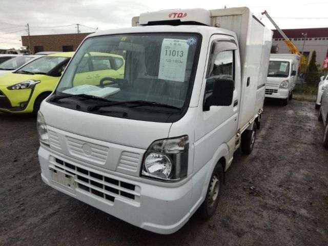 11013 Nissan Clipper truck DR16T 2015 г. (LUM Tokyo Nyusatsu)